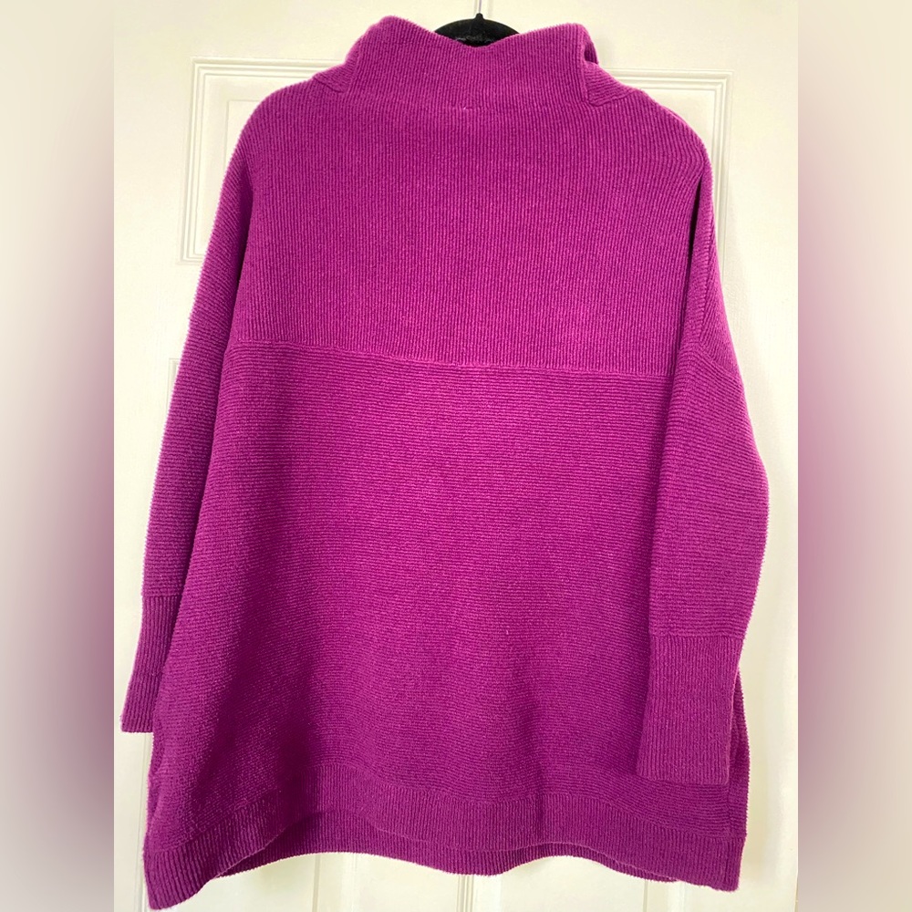 Free People- magenta sweater Sz S